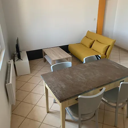 Centre-ville Apartment Arles